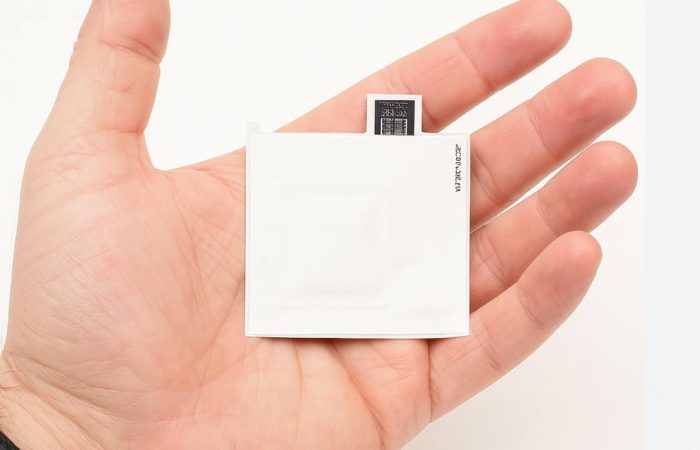 Loaklizator w naklejce - dyskretne monitorowanie - czas pracy 3 miesiące.